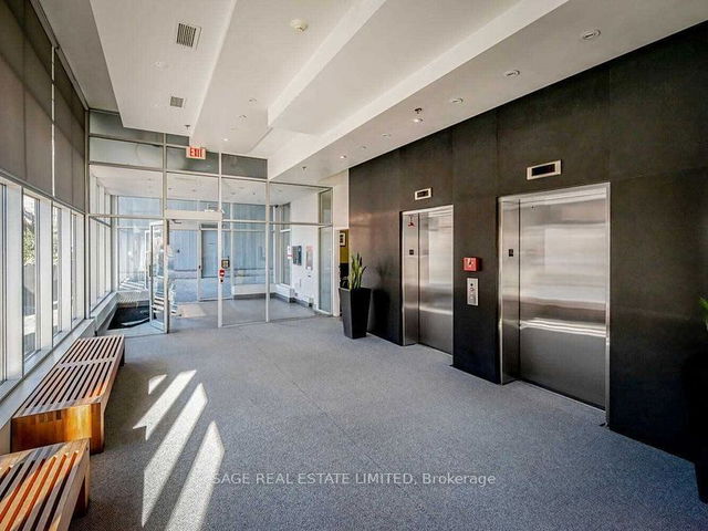 703 - 60 Bathurst Street