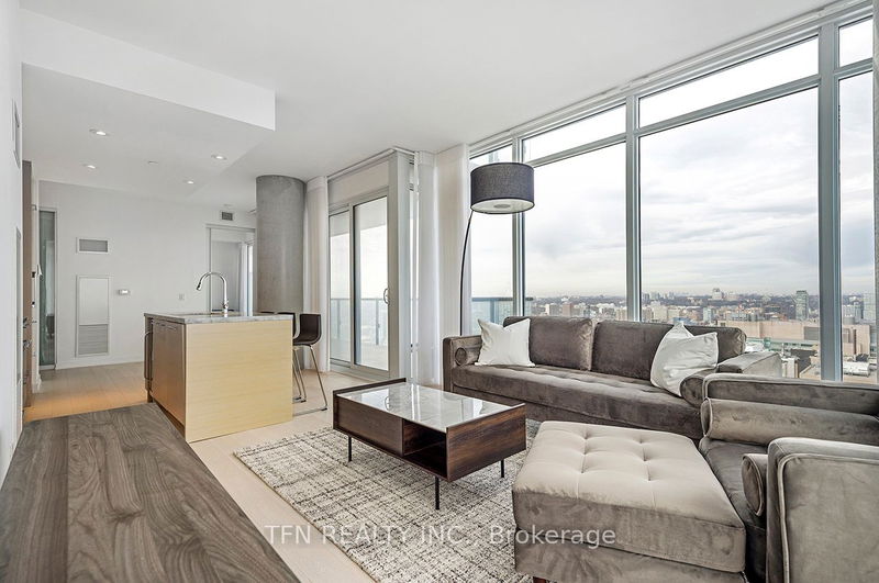 home for lease on 2902-488 University Avenue