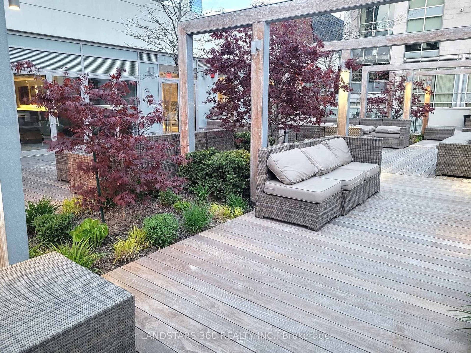 170 Avenue Road, Unit 905 - Photo 19