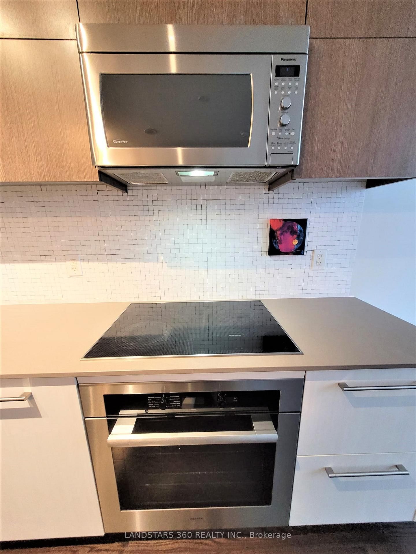 170 Avenue Road, Unit 905 - Photo 2