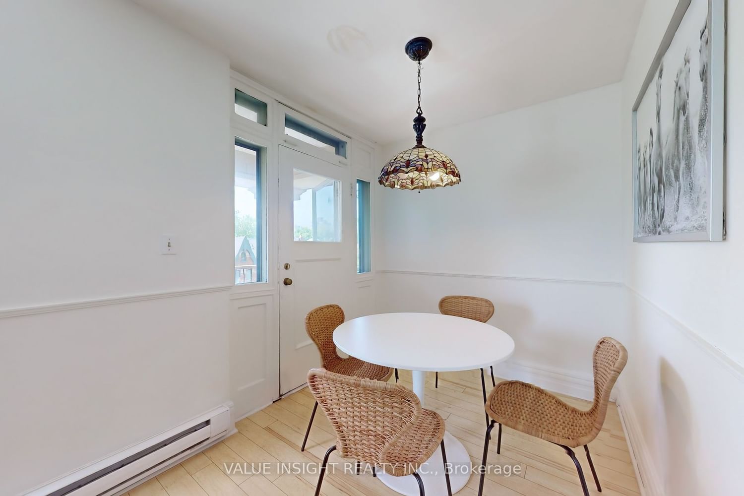 Listing Image 15
