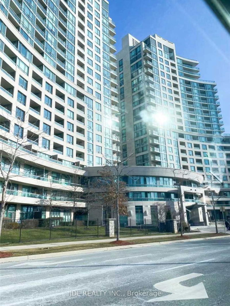 home for lease on 901-503 Beecroft Road