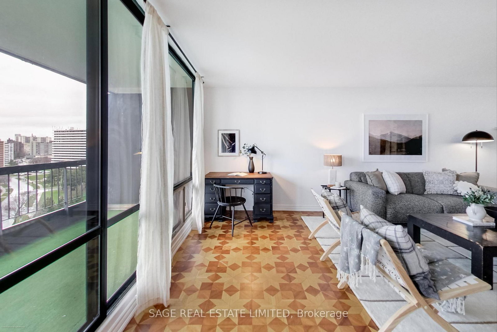 Listing Image 13
