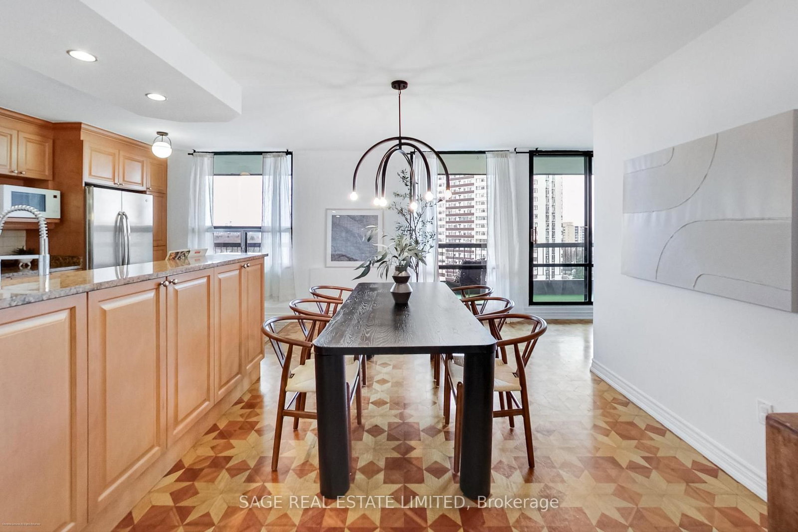 Listing Image 9