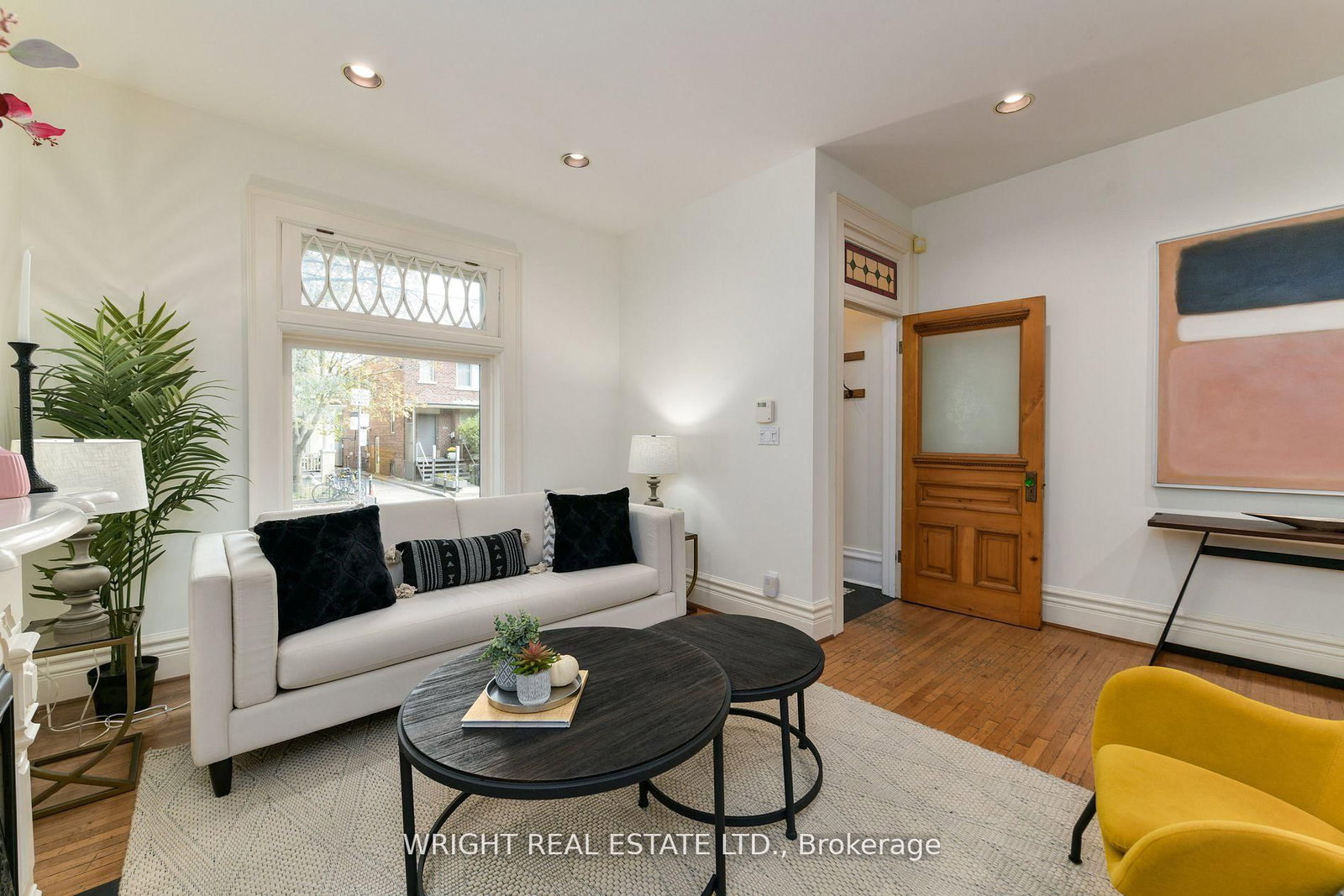 Listing Image 5