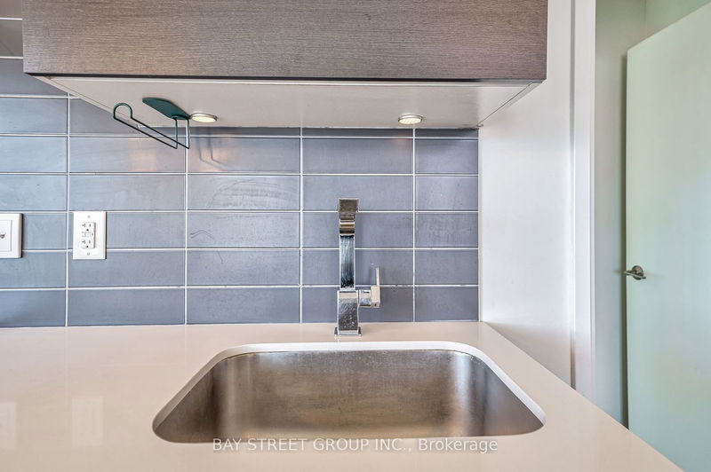  2208 - 11 Bogert Ave  Toronto, M2N 0H4 | Image 23