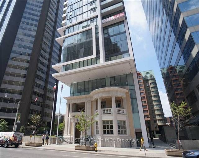 home for lease on 1507-426 University Avenue