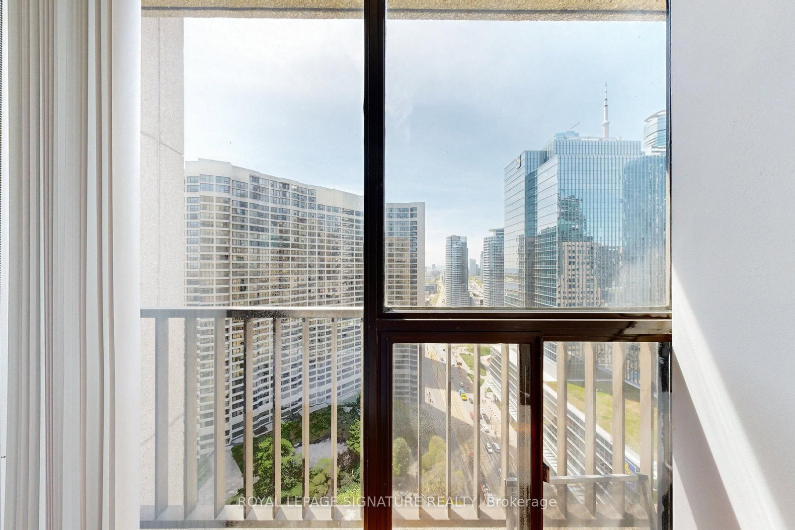 Listing Image 22