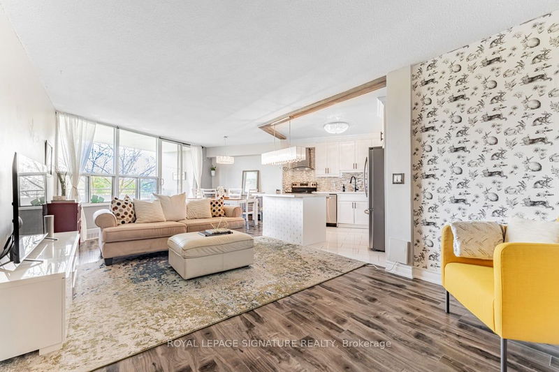home for sale on 505-60 Pavane Linkway