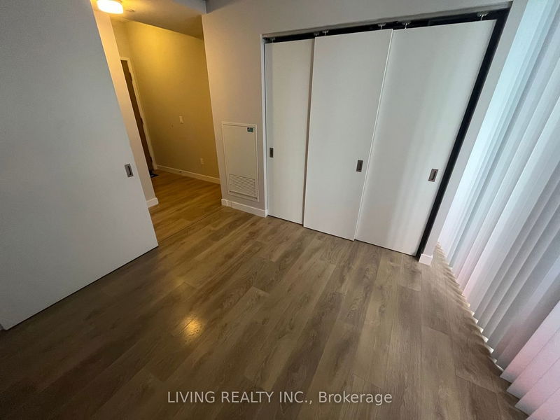 home for lease on 1108-215 Queen Street W