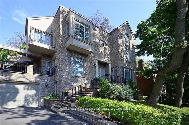 home for lease on 51 Rosewell Avenue