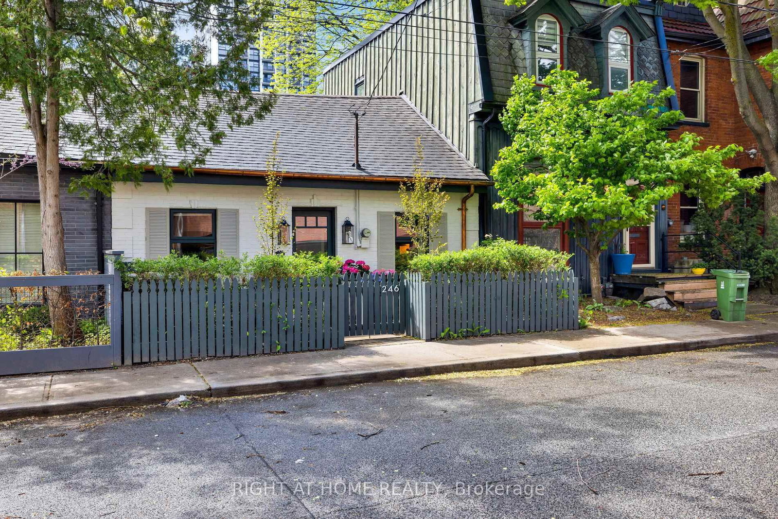 Listing Image 2