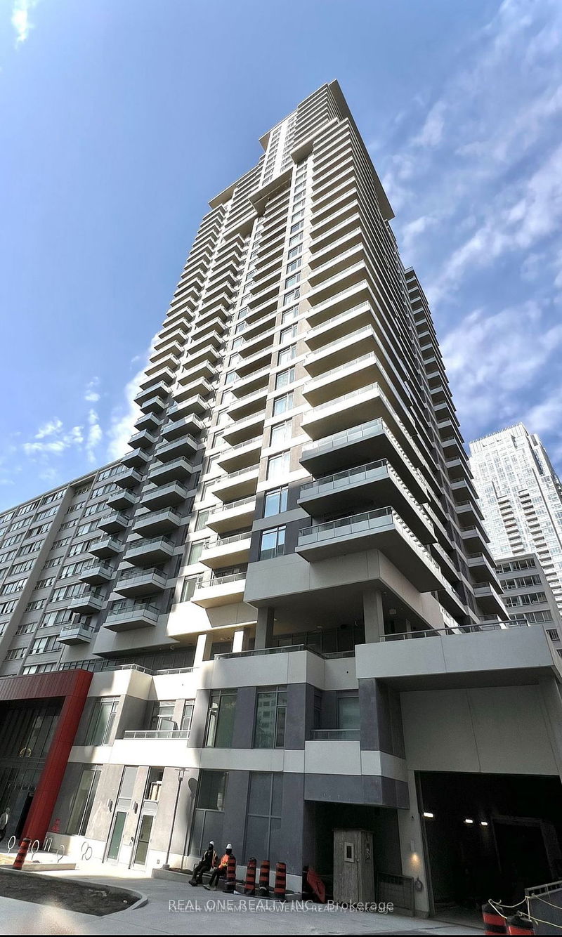 home for lease on 3419-50 Dunfield Avenue