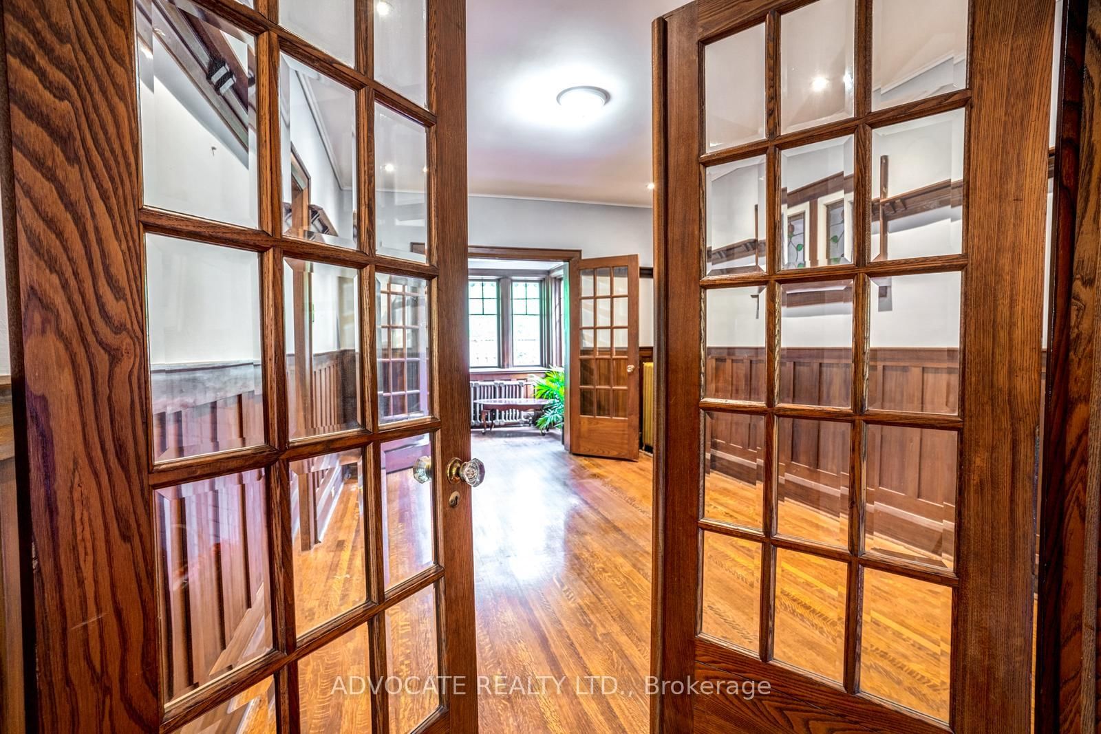 Listing Image 7