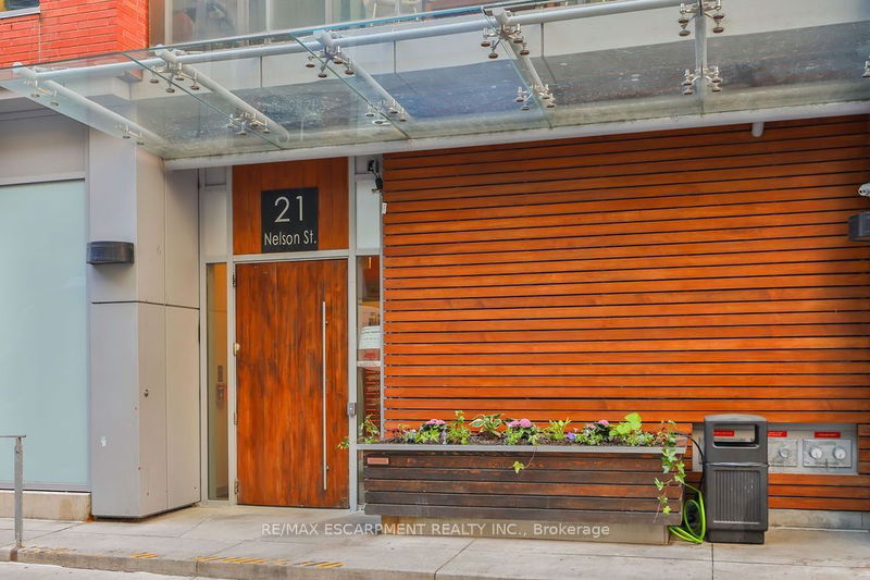 home for lease on 616-21 Nelson Street