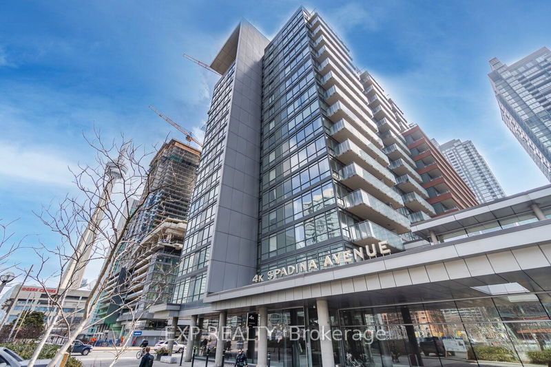 home for lease on 722-4K Spadina Avenue