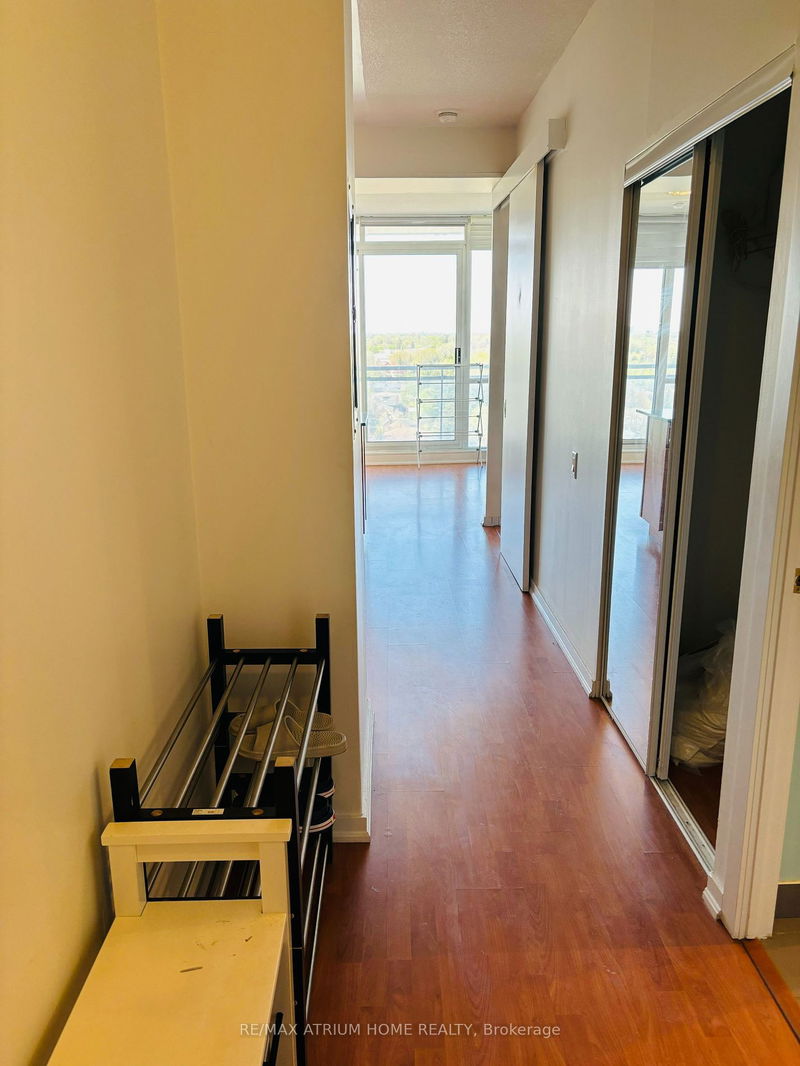home for lease on 1601-30 Canterbury Place