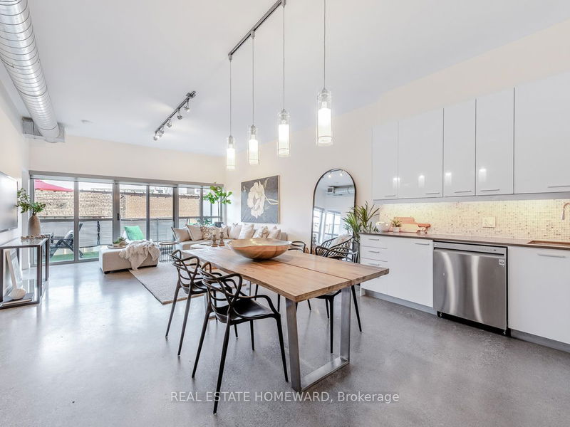 home for sale on 408-569 King Street E