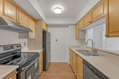 Unit 1202 — 238 Doris Ave, Toronto - Willowdale East image-0-3