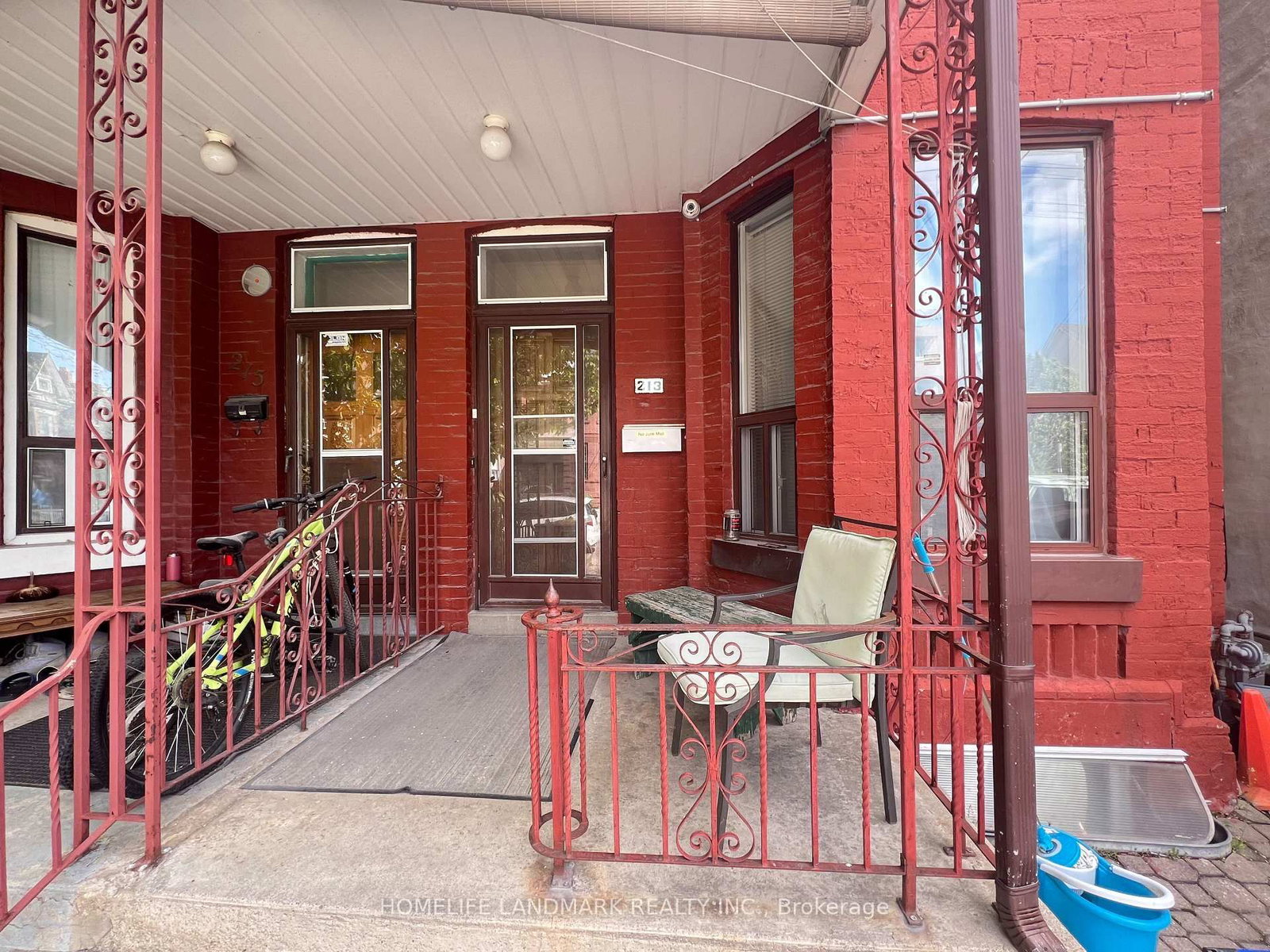 Listing Image 3