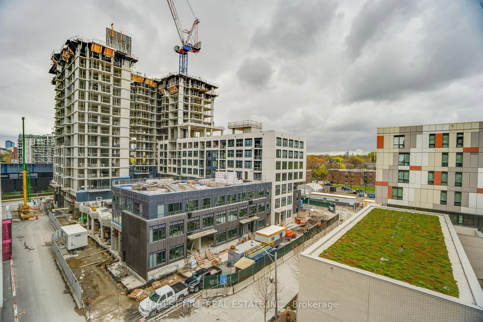 Listing Image 3