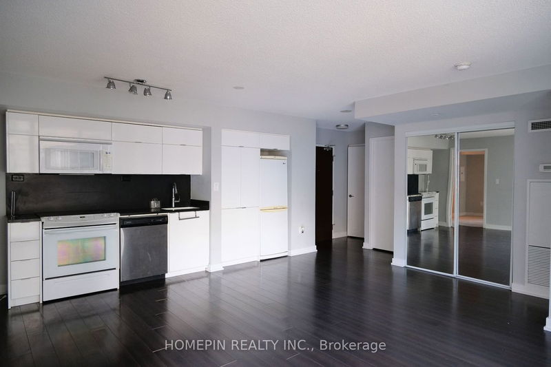 home for lease on 639-151 Dan Leckie Way