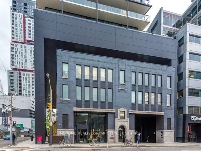 home for lease on 1812-125 Peter Street