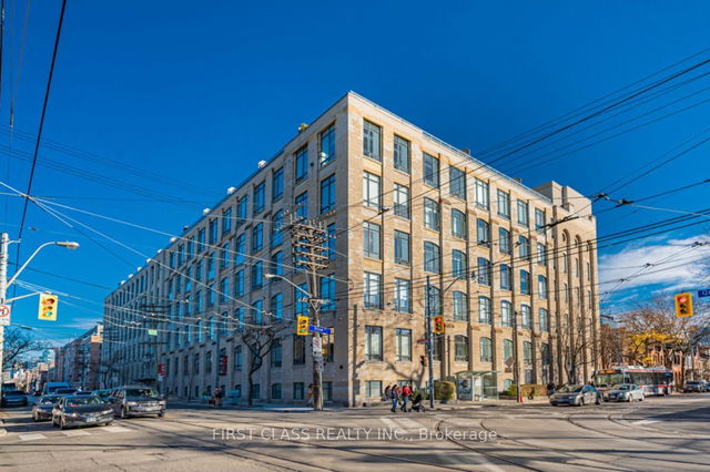 218 - 993 Queen Street