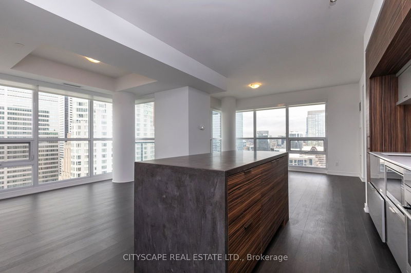 home for lease on 4902-88 Scott Street