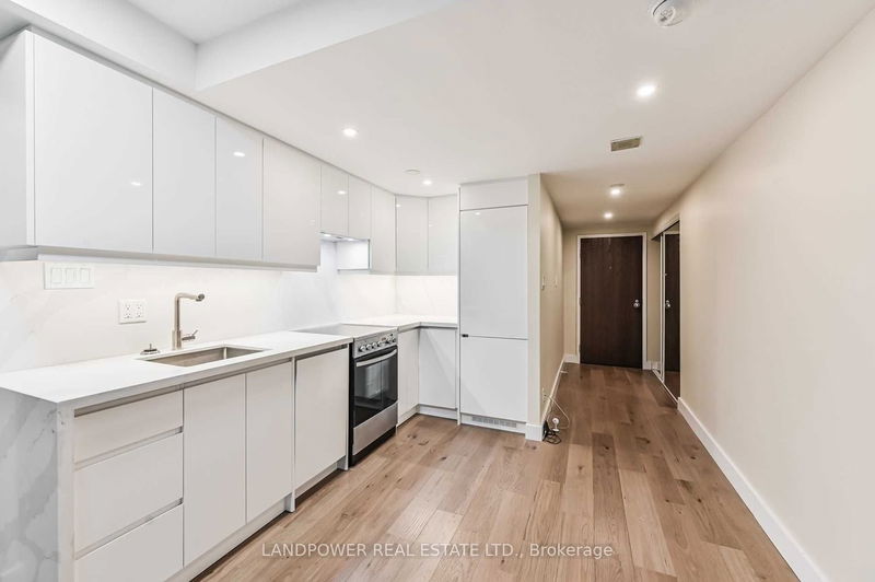 home for lease on 321-711 Bay Street