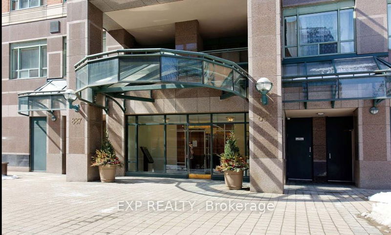 home for lease on 601-887 Bay Street