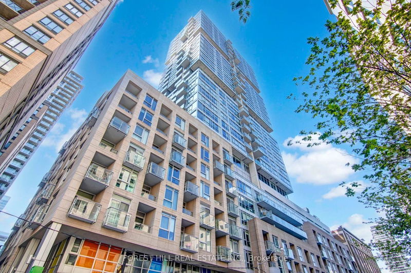 home for lease on 315-199 Richmond Street W