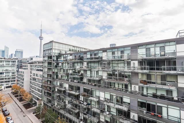 802 - 38 Stewart Street