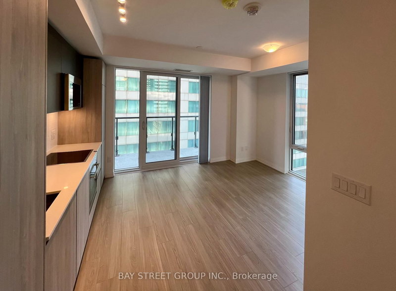 1812 - 8 Widmer St, Toronto, M5V 2E7 | Image 3