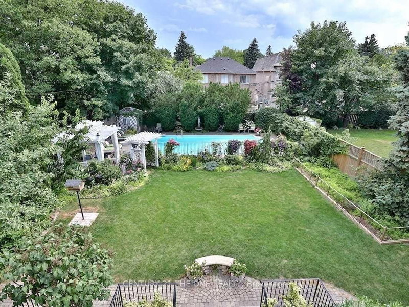 157 Gordon Rd, Toronto, M2P 1E7 | Image 3