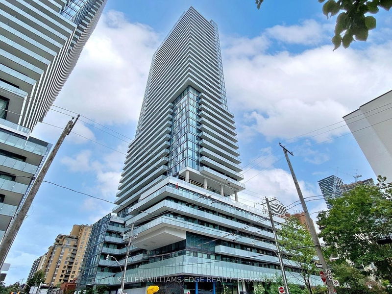 home for sale on 3806-161 Roehampton Avenue