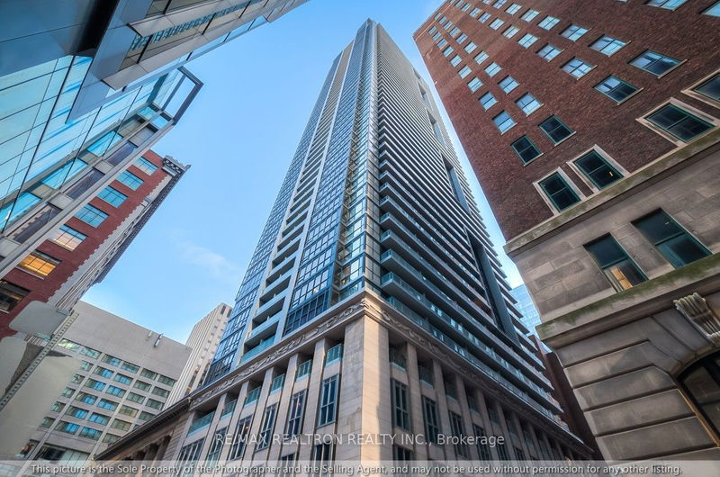 home for lease on 1416-70 Temperance Street