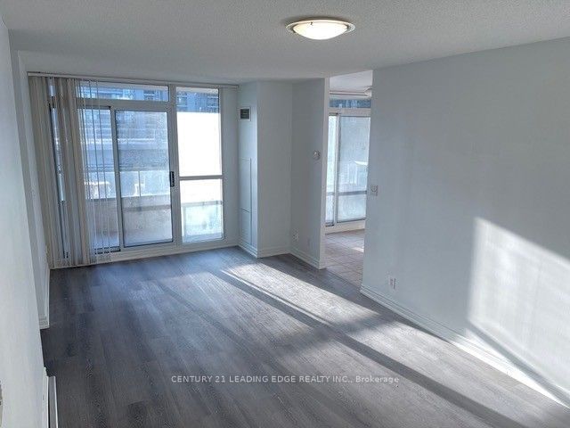 home for lease on 1002-23 Hollywood Avenue