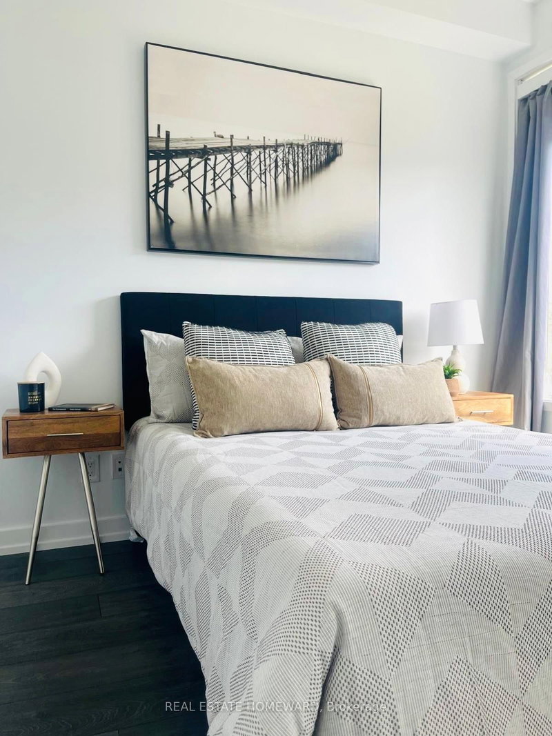 17 St. Bartholomew St, Toronto, M5A 0A3 | Image 2