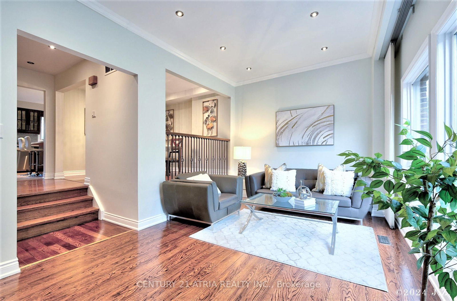 Listing Image 3