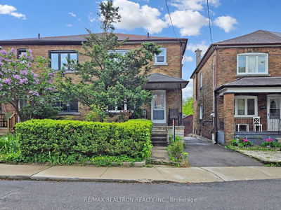 19 Moir Ave, Toronto - Oakwood Village image-0-1
