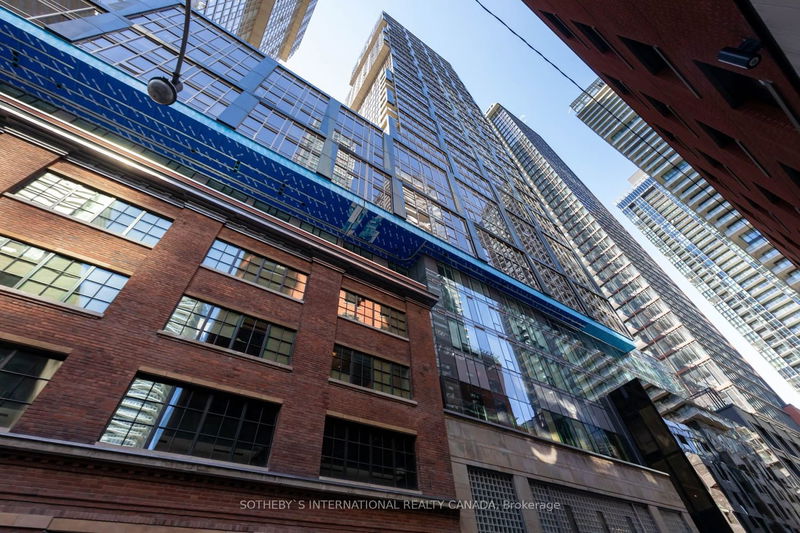 home for lease on 2914-35 Mercer Street