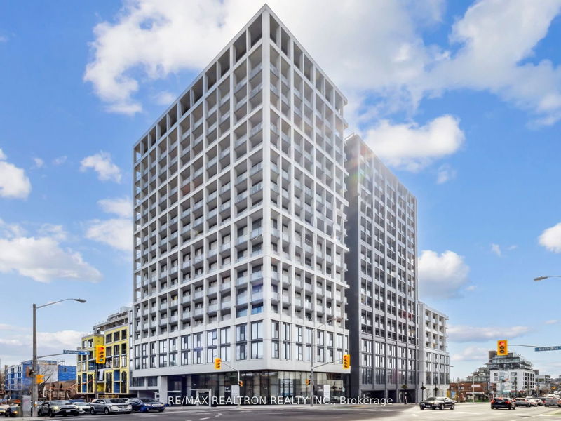 home for sale on PH19-2020 Bathurst Street