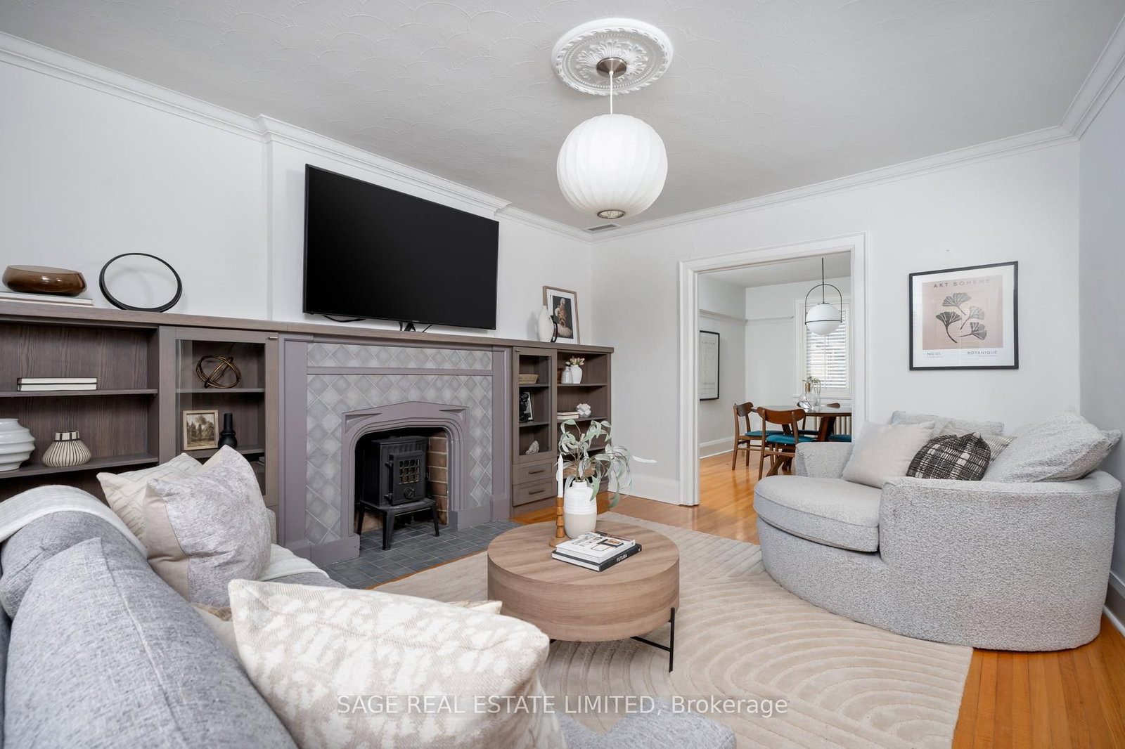 Listing Image 7