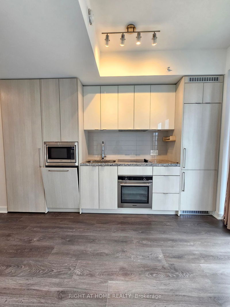 home for lease on 4308-115 Blue Jays Way