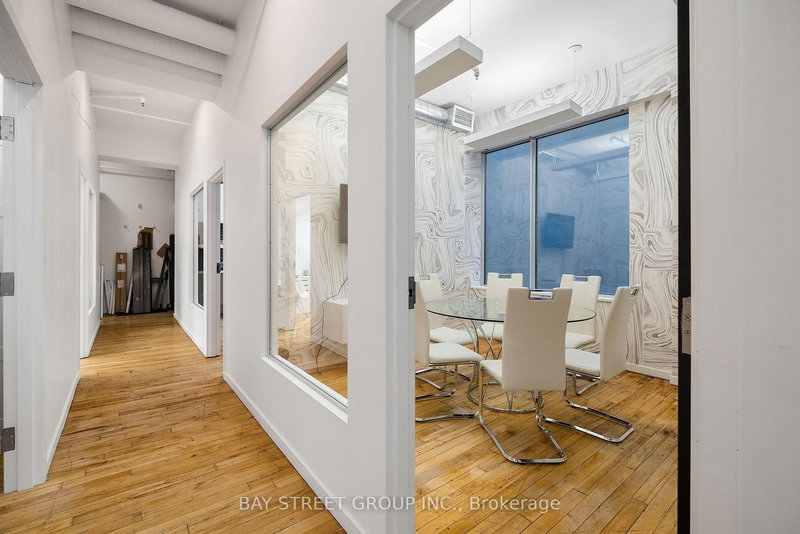 601 - 460 Richmond St W, Toronto, M5V 1Y1 | Image 3