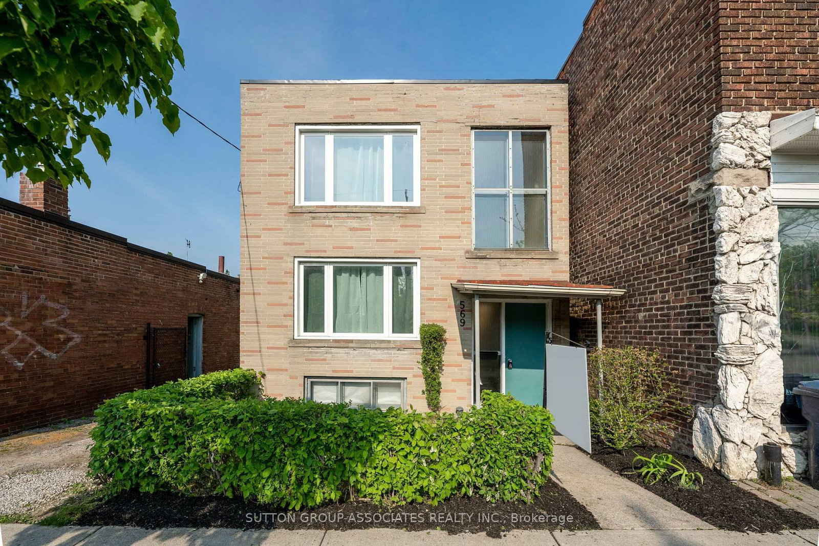 Listing Image 1