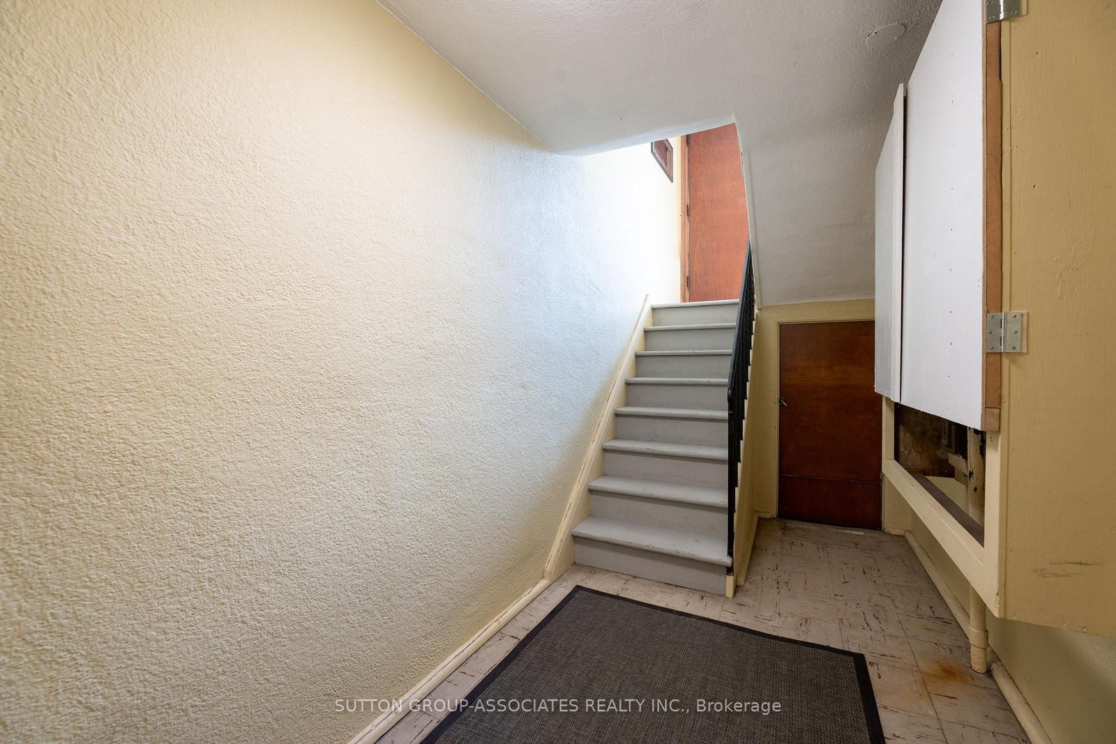 Listing Image 26