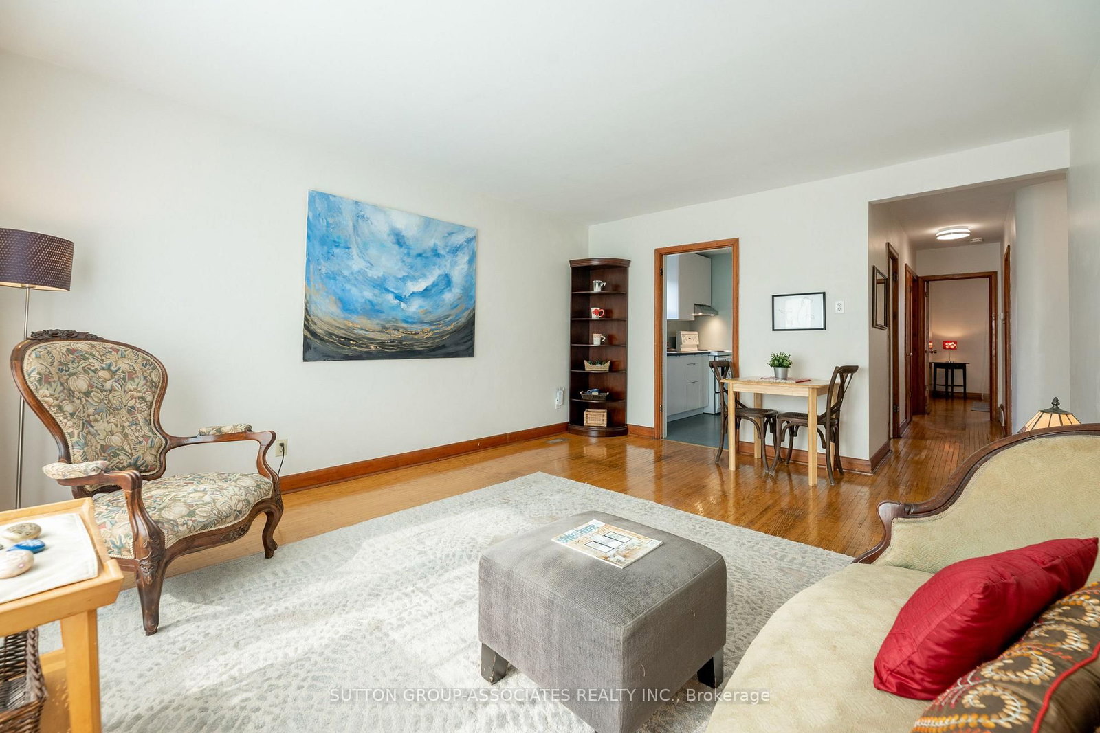 Listing Image 7
