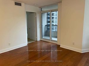 home for lease on 818-15 Northtown Way